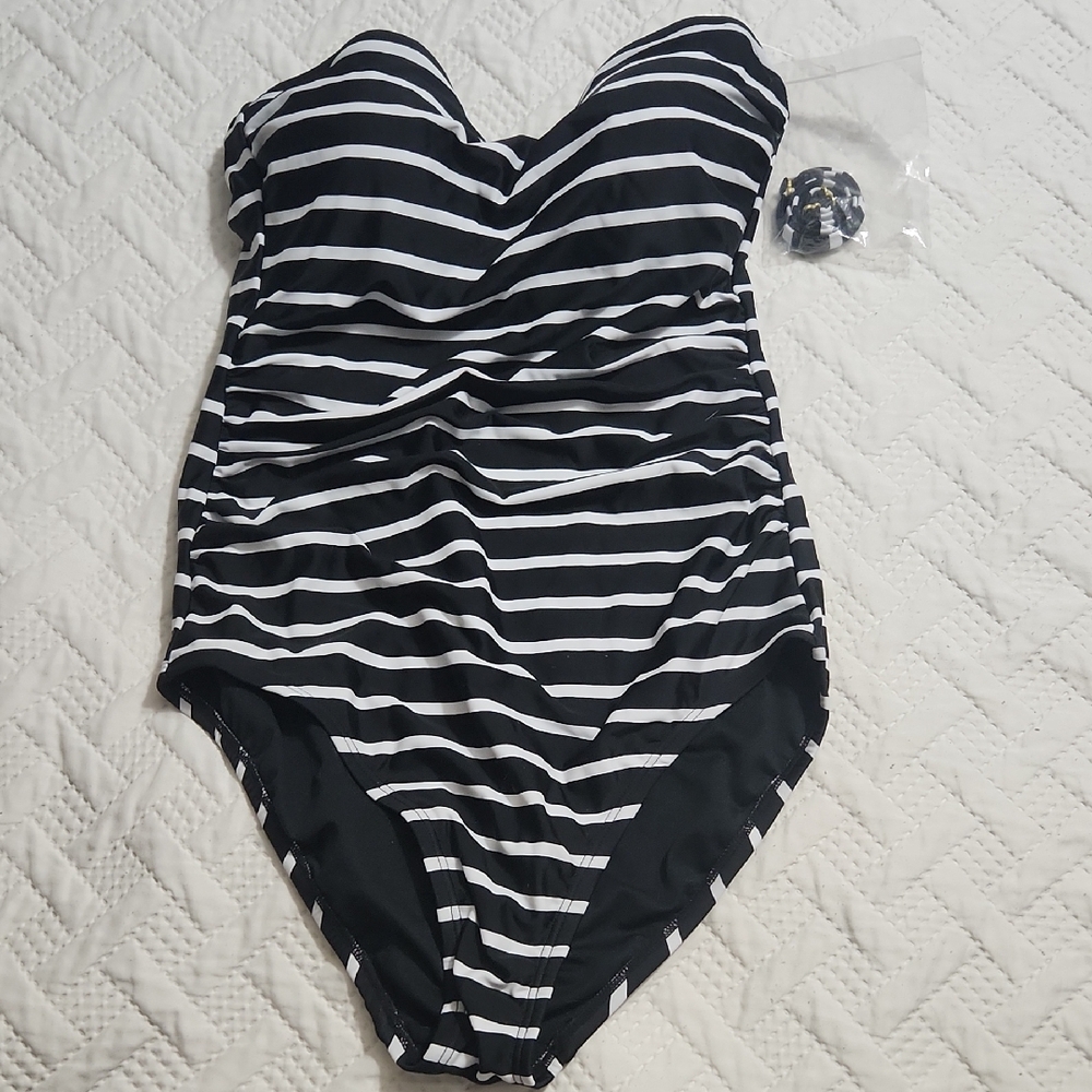 Kona Sol Black & White Striped One-Piece Swimsuit NWOT